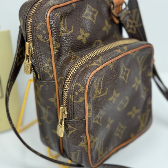 💯 Authentic Louis Vuitton Monogram Canvas Amazone Mini Bag - Picture 3 of 8